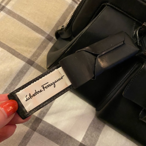 Salvatore Ferragamo purse black - Picture 2 of 16